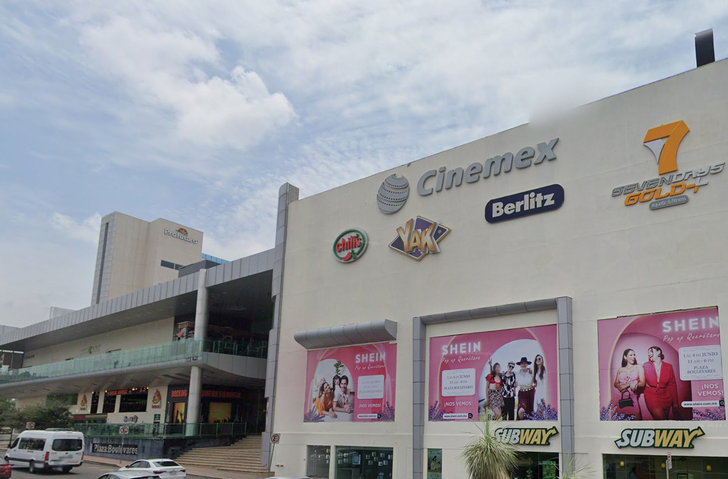 Plaza Boulevares