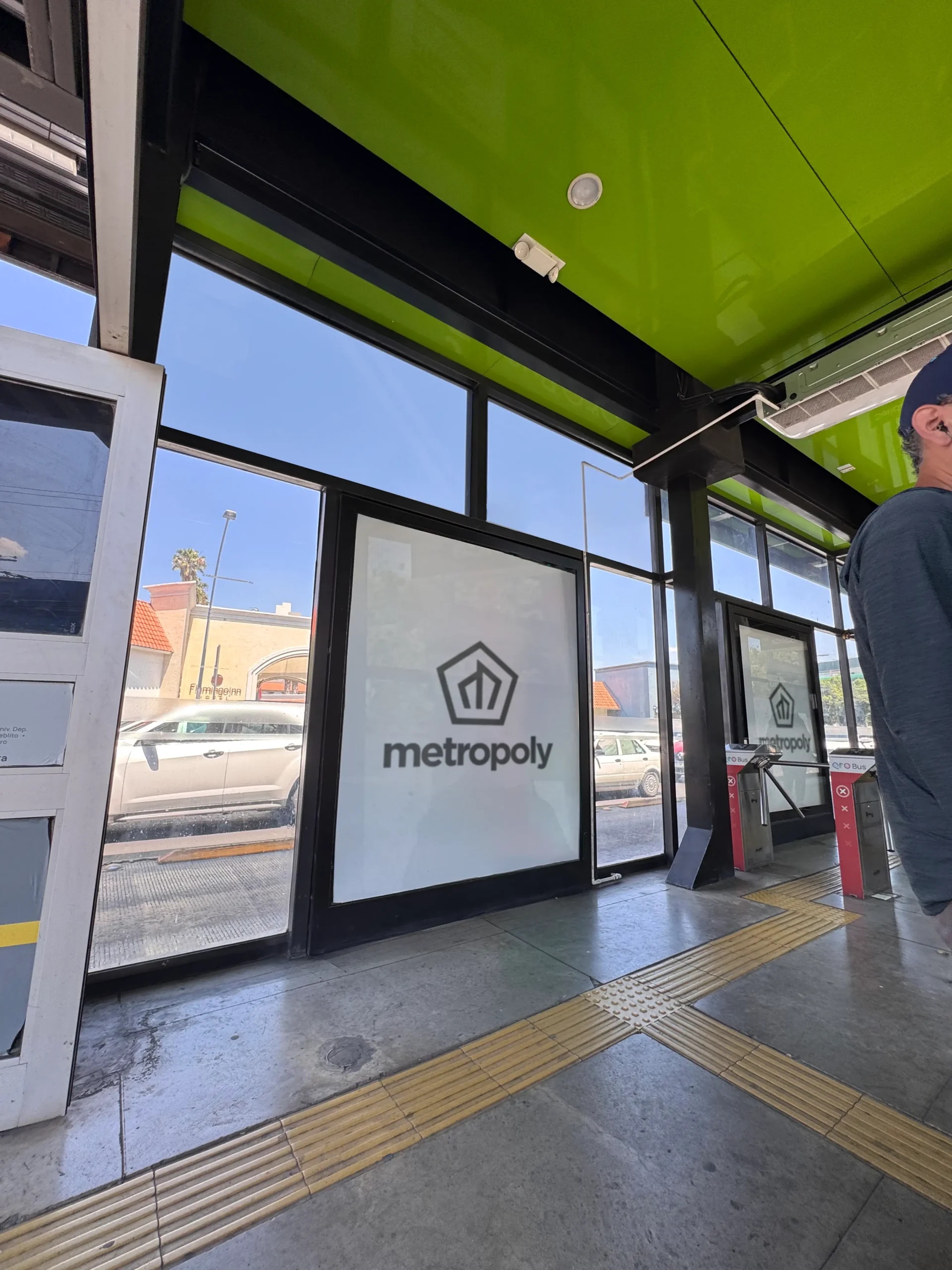 Qrobus Mupi interior constituyentes